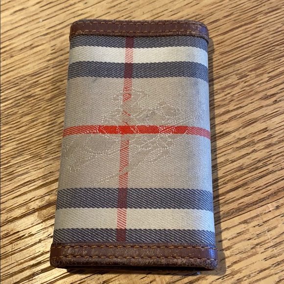 Burberry Authentic Key holder Vintage - Picture 1 of 4